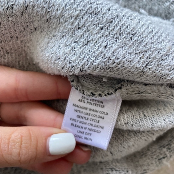 newport terry loop sweatshirt - Picture 4 of 5